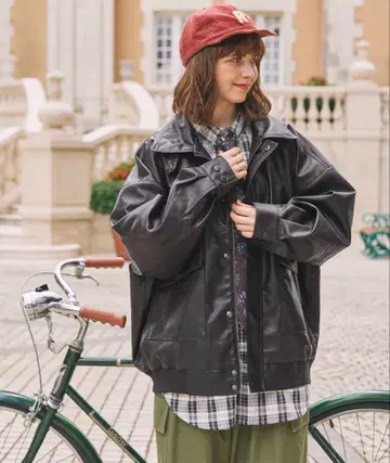 MONO-MART 오버 사이즈 블랙 가죽 자켓