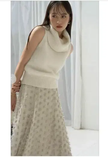 snidel 디자인 샤샤 스커트