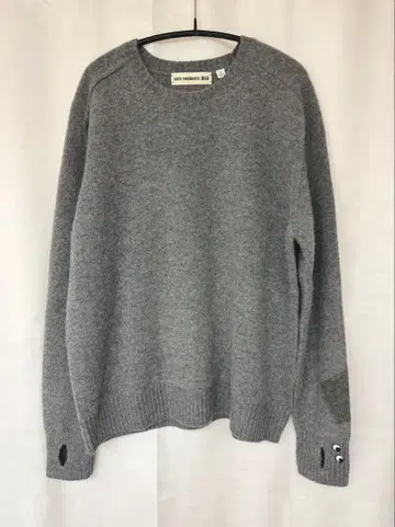 UNIQLO x 아냐 캐시미어 크루넥 스웨터 XL