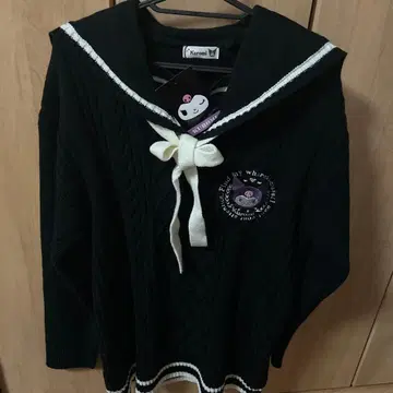 Kuromi 세일러 카라 니트 블랙 쿠로미짱 자수