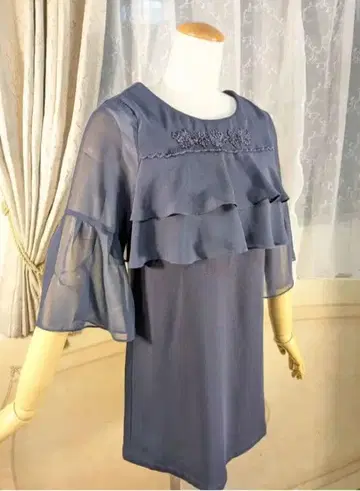 슈퍼 뷰티 튜닉 원피스 40 네이비 비쥬 쉬폰 프릴