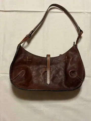 Dakota 브라운 가죽 숄더백