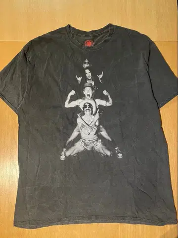 레드 핫 칠리 페퍼스 티셔츠 XL 렛치리