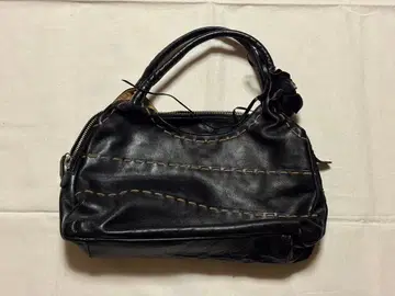 블랙 가죽 핸드백 지퍼 포켓 부착