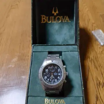 Bulova BVD103 쿼츠 크로노그래프 손목시계