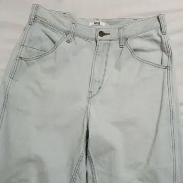 유니클로 U 와이드 핏 테이퍼드 청바지 63 BLUE