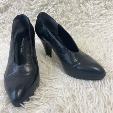 RABOKIGOSHI WORKS V컷 플레인 펌프스 가죽 블랙