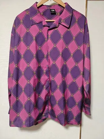 죠죠의 기묘한 모험 셔츠 L 사이즈