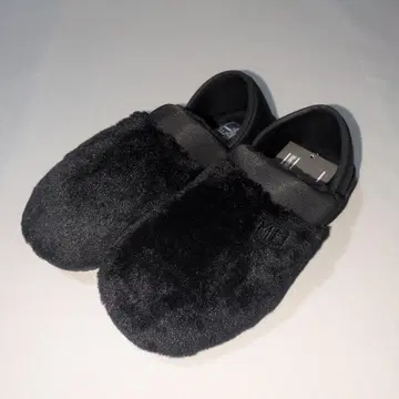 MEI 블랙 슬립온 (퍼)