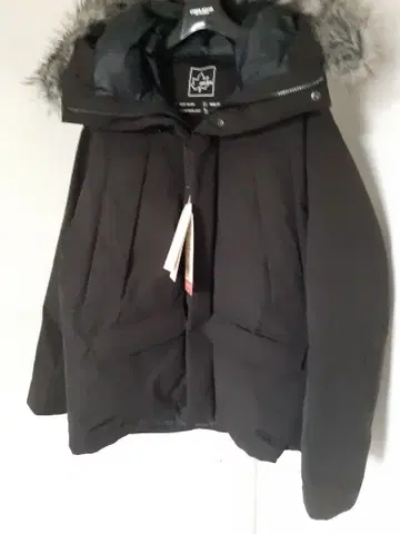 다운 충전솜 LOGOS 다운 코트 퍼 자켓 로고스 데이즈 블랙