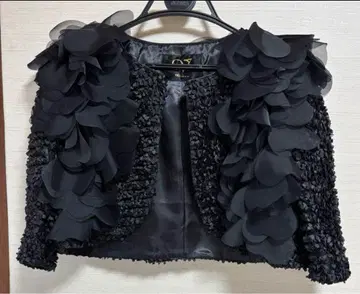 VELLA 블랙 화려한 프릴 자켓 볼레로 노카라