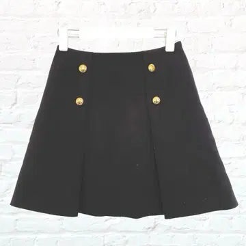 주얼 체인지 미니 스커트 박스 플리츠 골드 버튼