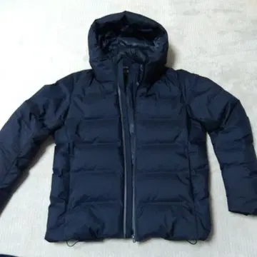 UNIQLO 네이비 다운 자켓