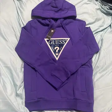 [ 공휴일 한정판 가격 인하 ] GUESS 후드티 후드 부착 남녀 공용