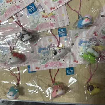 산리오 캐릭터 스트랩 8개 세트