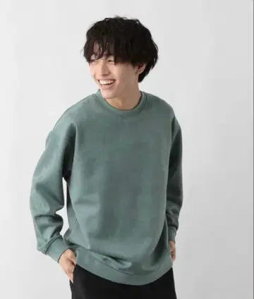 GLOBAL WORK 스웨이드라이크 클린 맨투맨