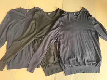 유니클로 V넥 엑스트라 파인 메리노울 XL 3개 세트