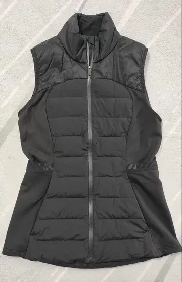 lululemon Down For It All Vest 다운 베스트