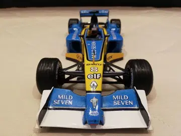 알론소 르노 R23 1/18 마일드 세븐 사양 첫 우승 본체만