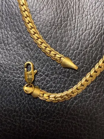 중고 보관품 목걸이 골드 컬러 패션 뜨개질 체인