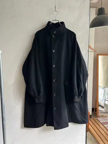컨디션 최상 Basisbroek ISLAND 스탠드 카라 롱 코트 블랙