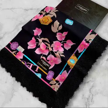 미사용 새상품 LEONARD 손수건 면 100% 꽃무늬 레이스