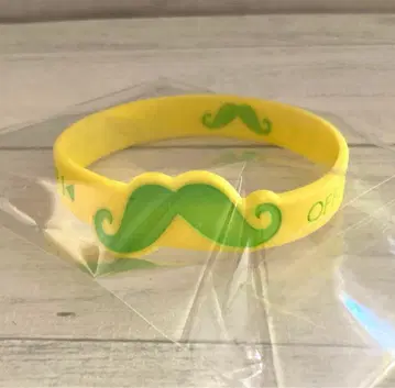 Officialdism 러버 밴드