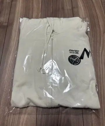 SnowMan 스노우맨 ON 공식 투어 굿즈 후드티 XL 새상품