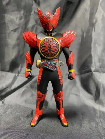 극장 한정판 소프트 비닐 오즈 타자도르 콤보 중 페인팅 버전