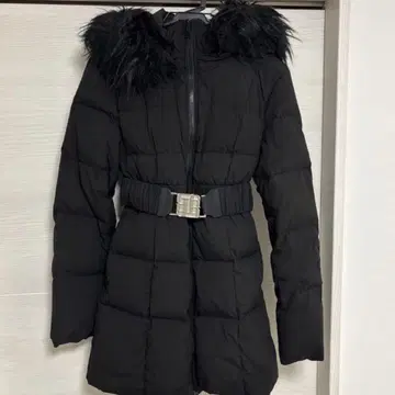 GYDA 블랙 다운 자켓 후드 부착