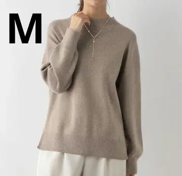 새상품 글로벌 워크 멜티 스탠드 슬릿 풀오버 모카 M 긴팔 니트