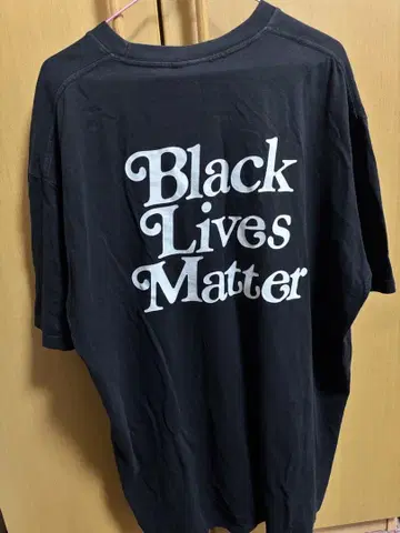 Girls Don't Cry Black Lives Matter 티셔츠