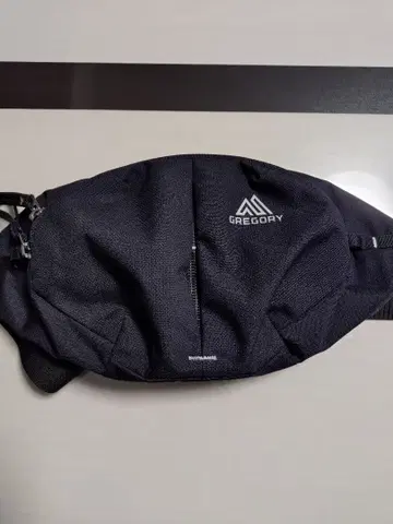 GREGORY 블랙 바디백 SKETCH3