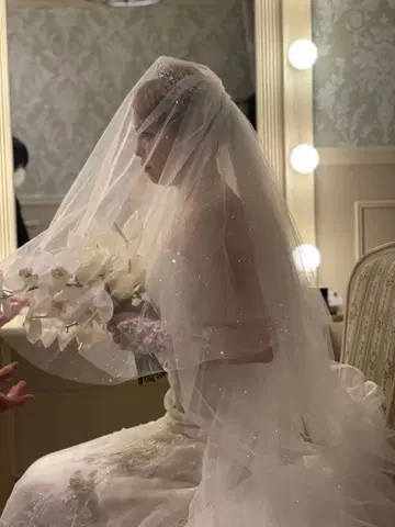 화이트 롱 웨딩 베일 라메 포함