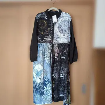 이즈스칼라 별과 타로 패턴 셔츠 원피스