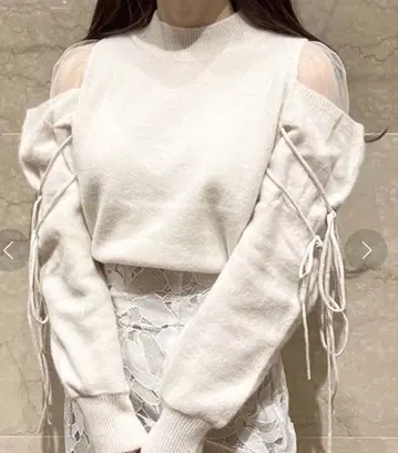 SNIDEL 시스루 숄더 니트 풀오버