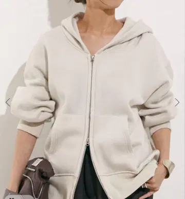 라빠르망 아메리카나 후드티