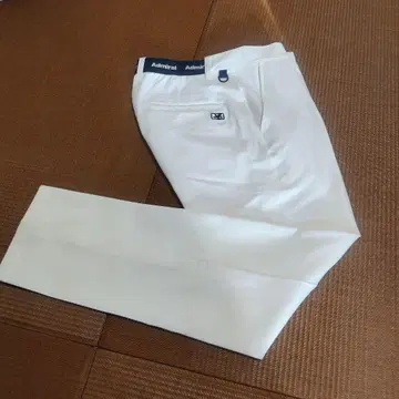 어드미럴 골프 4way 스트레치 테이퍼드 팬츠 가을/겨울 모델 L 사이즈