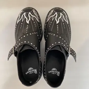 가죽 신발 Dr.Martins 신상