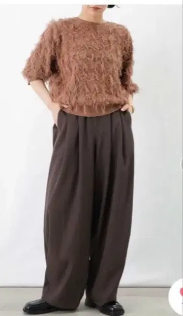 LC/LLL 코쿤 볼륨 팬츠 S 사이즈 새상품! 2cm 길이 수선