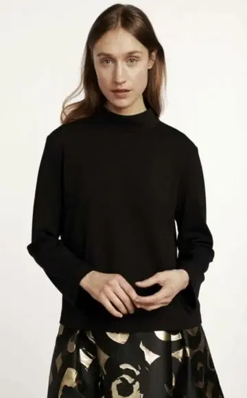 마리메꼬 marimekko 긴팔 터틀 하이넥 티셔츠 S 사이즈