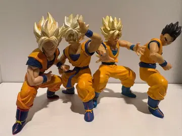 초사이어인 손오공 액션 피규어 4체 세트