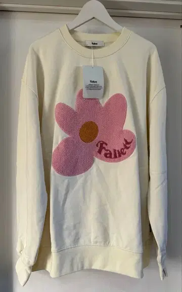 새상품 Fallett 파렛 꽃무늬 자수 맨투맨 미사용 크림색