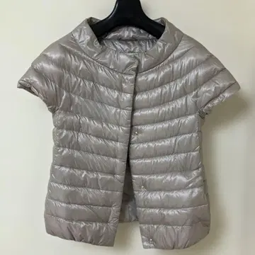 새상품급 HERNO 헬노 다운 베스트 38 프렌치 슬리브 이너 다운