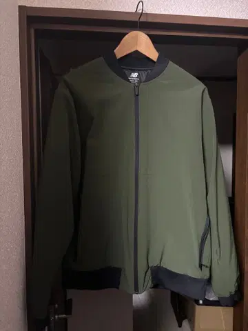 뉴발란스 블루종