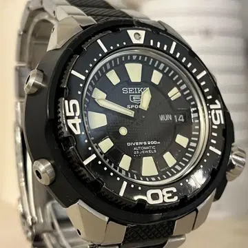초레어 새상품급 SEIKO5 sports SKZ253 프란켄몬스터