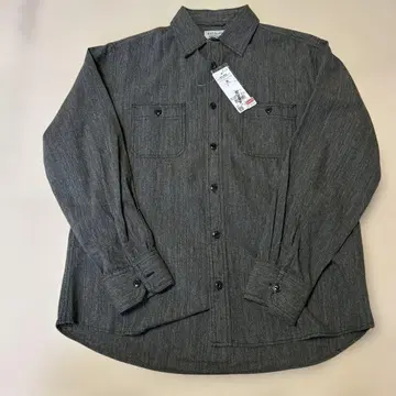 다크 그레이 긴팔 셔츠 2 포켓 샴브레이 셔츠