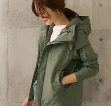 새상품급 URBAN RESEARCH DOORS 다운 라이너 마운틴 파카