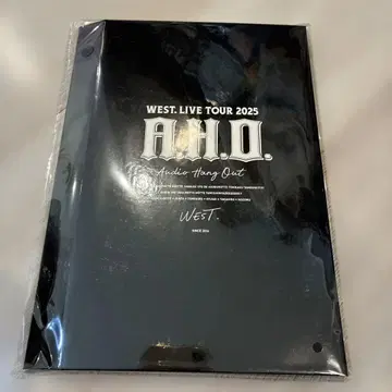 미개봉 WEST. LIVE TOUR 2025 A.H.O. 뉴스레터 폴더
