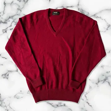 LYNX 빨간색 긴팔 니트
